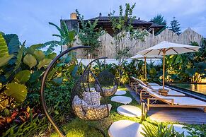 Alicante Villa by Betterplace