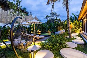 Alicante Villa by Betterplace