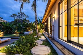 Alicante Villa by Betterplace