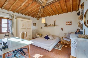 Tuscan Home Panoramic Hills Private Terrace