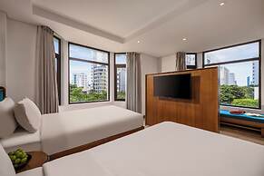 Brilliant Majestic Hotel