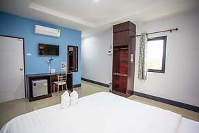 Nakarin Hotel