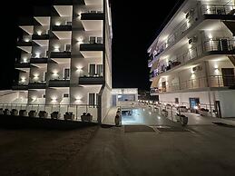 ADMIRO Hotel