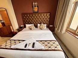 HOTEL GRACIOUS