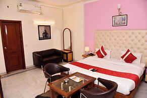 HOTEL GRACIOUS