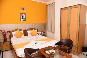HOTEL GRACIOUS