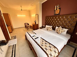 HOTEL GRACIOUS