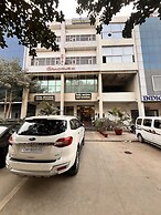 HOTEL GRACIOUS
