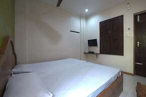 JAYA BHARATHI LODGE