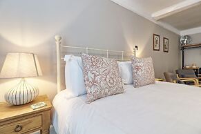 Noble Goose Rooms