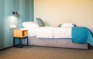 WR SPORT HOTEL