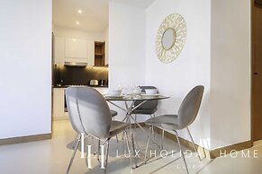 LUX  The Vida Marina Residence 3
