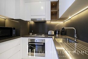 LUX  The Vida Marina Residence 3
