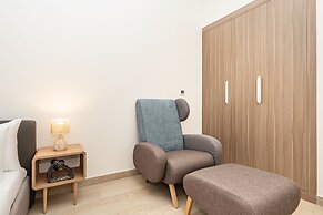 Luxury StayCation - Azizi Riviera 17