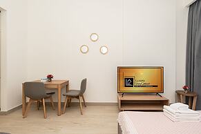 Luxury StayCation - Azizi Riviera 17