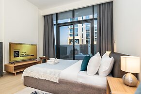 Luxury StayCation - Azizi Riviera 17