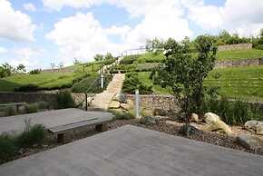 Leeds - Sleeps 4 - Free Parking
