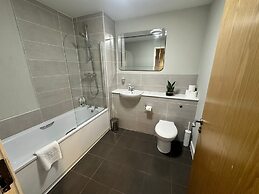 Adelphi Wharf Apartments by Beehosting
