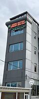 Lucca Suites Hotel