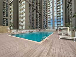 Maison Privee - Modern & Chic Retreat 10min from Downtown Dubai