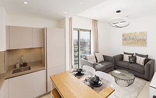 Maison Privee - Modern & Chic Retreat 10min from Downtown Dubai