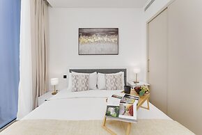 Maison Privee - Modern & Chic Retreat 10min from Downtown Dubai
