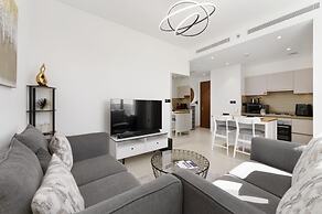 Maison Privee - Modern & Chic Retreat 10min from Downtown Dubai