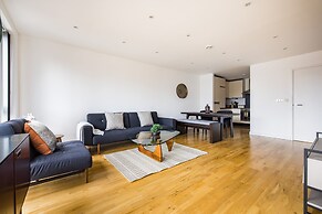 2 Bed Apartment in Shoreditch