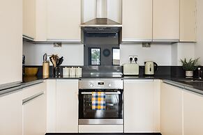 2 Bed Apartment in Shoreditch