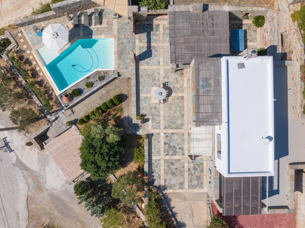 Relax Joy Villa Koundouros Kea Beachside
