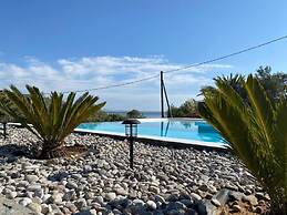 Relax Joy Villa Koundouros Kea Beachside