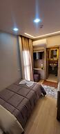 Holy Sheet Plus, Boutique Hotel