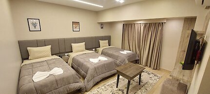 Holy Sheet Plus, Boutique Hotel