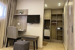 Holy Sheet Plus, Boutique Hotel