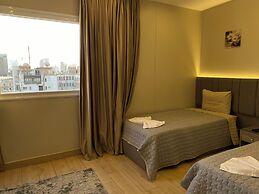 Holy Sheet Plus, Boutique Hotel