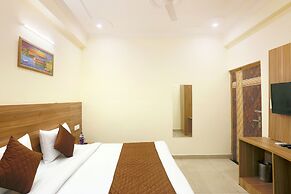 Hotel Lemon Suites & Banquet Noida Sector 62