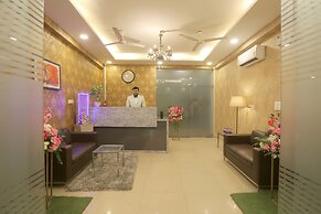 Hotel Lemon Suites & Banquet Noida Sector 62