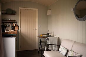 1 Bed Shepherds Hut-sleeps 2-pets-parking-mtn View
