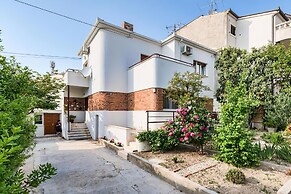 Happy Home - Rental Residence