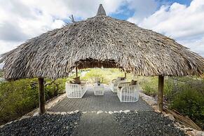 Modern Vibrant Villa With Terrace Private Pool