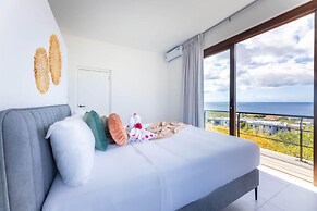 La Perla Chic Panoramic Designer Villa
