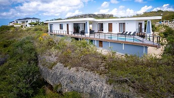 La Perla Chic Panoramic Designer Villa