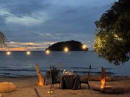 Amila Dive Beach Resort