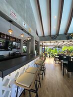Amila Dive Beach Resort