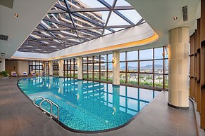 Wyndham Garden Sonasea Van Don