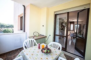 Seaside Serenity Flat With Outdoor Pool