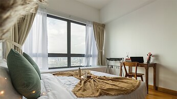 The Luxe & The Colony, KLCC