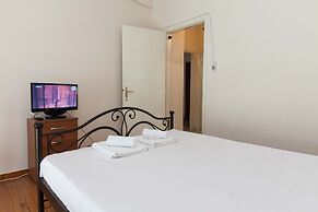 City Center Simple Apartment Stay