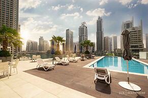 LUX  LIV Contemporary Marina View Suite