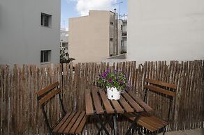 Kalamata Art Rooms